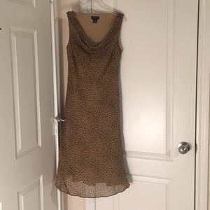 Ann Taylor silk lining Dress 👗Chetah print Size 4